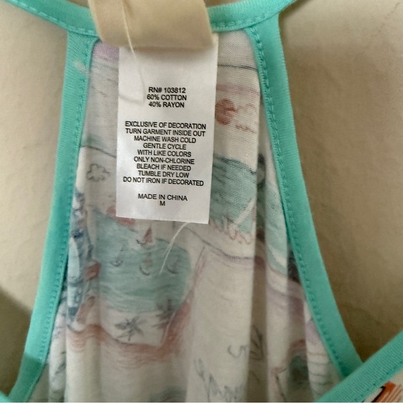 NWT Munki Munki Women's M One Piece Cami Shorts Romper PJ w/ Postcard Print - Picture 3 of 8